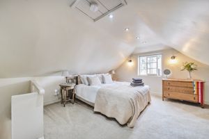 Bedroom- click for photo gallery